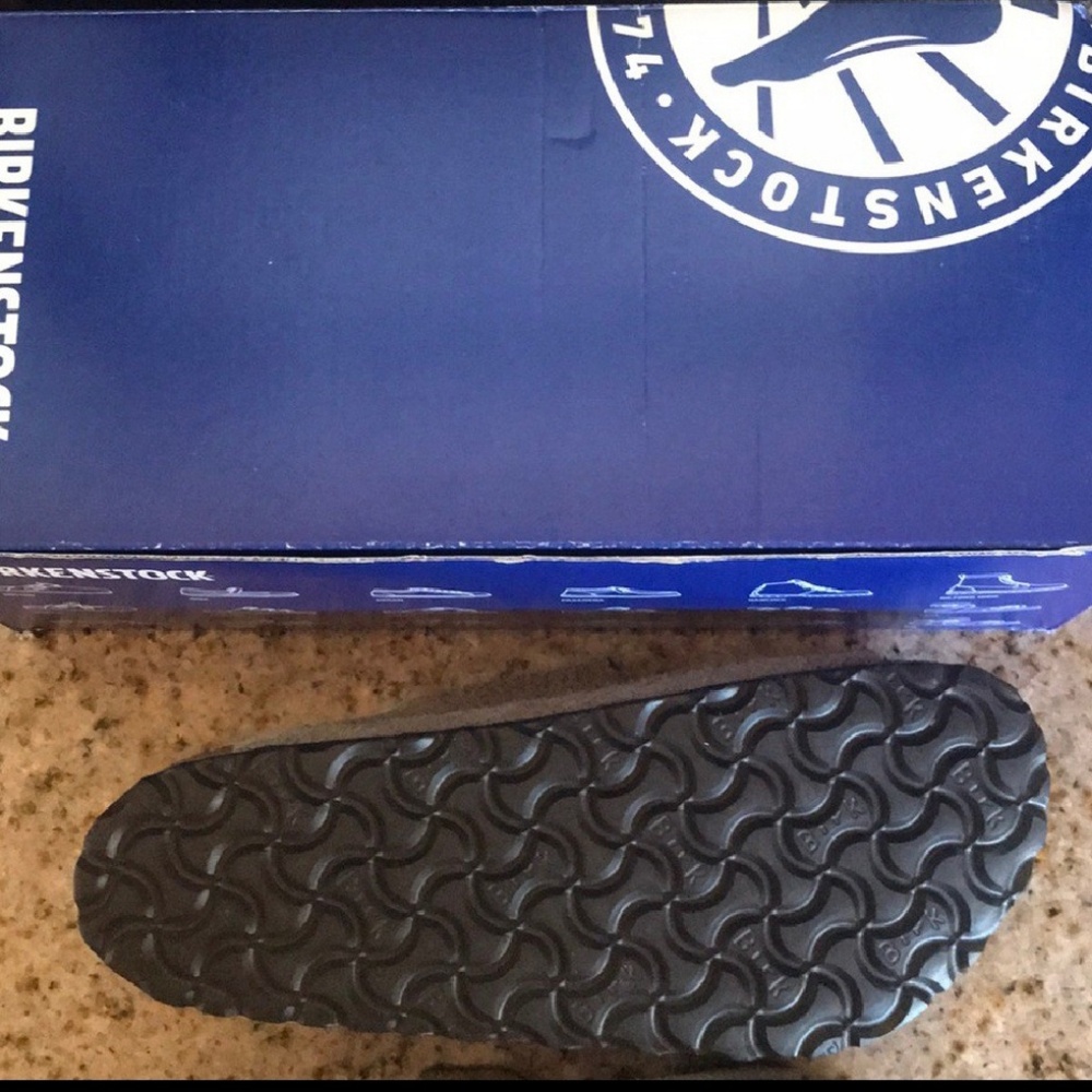 💥SOLD💥NWB Birkenstock Arizona Soft Bed 37 - Picture 6 of 7